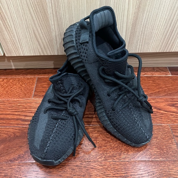 ADIDAS YEEZY Boost 350 V2 Onyx HQ4540 BLACK Size Men or Women